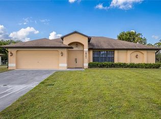 18241 Sandy Pines Cir, North Fort Myers, FL 33917