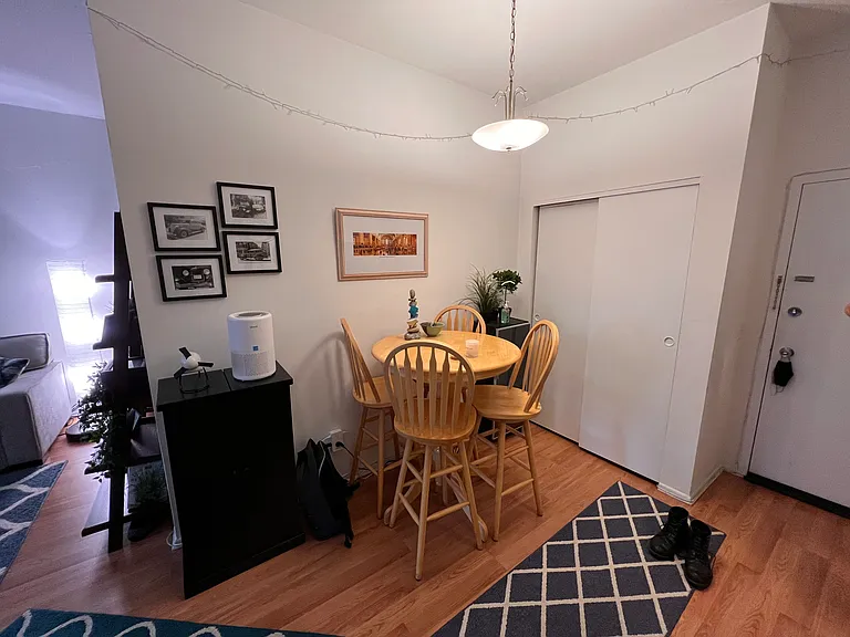 264 9th St #4H — Photo 7