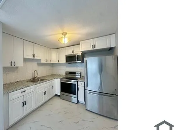 1650 NW 52nd Ave, Lauderhill, FL 33313