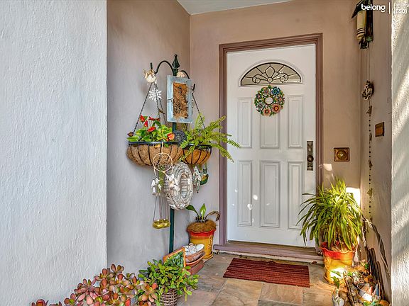 5th image of 489 Teresita Blvd