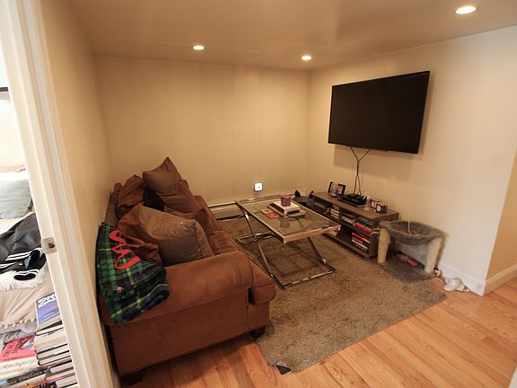 3rd image of 71 Troutman St #Fh1