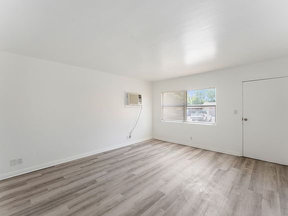 5th image of 546 W D St APT D