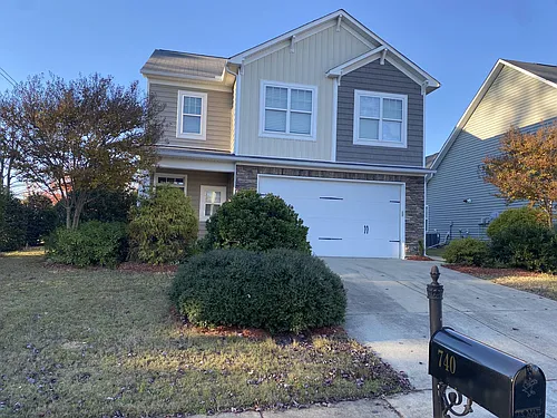 740 Hunters Ridge Dr Photo 1