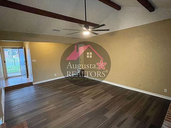 5th image of 1410 Sunnyvale St