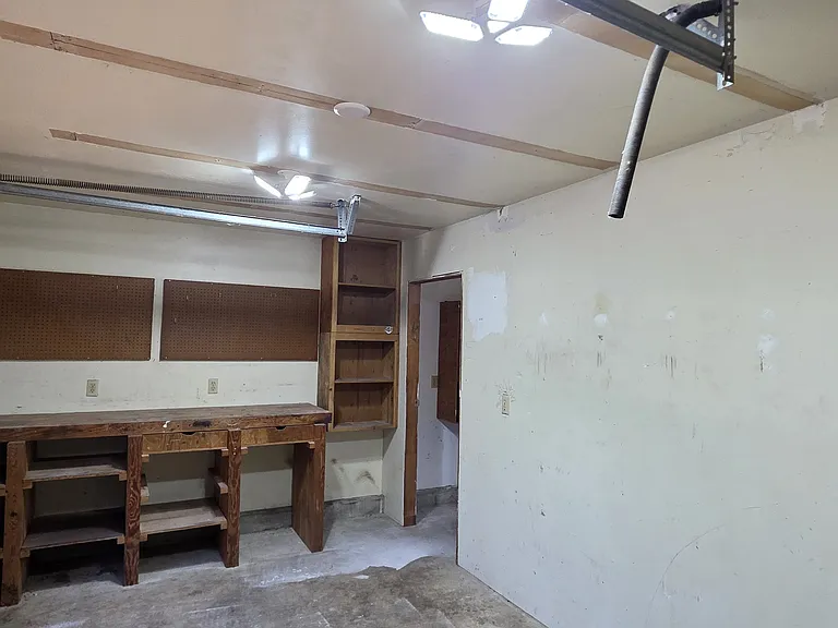 342 Norman Ave — Photo 26
