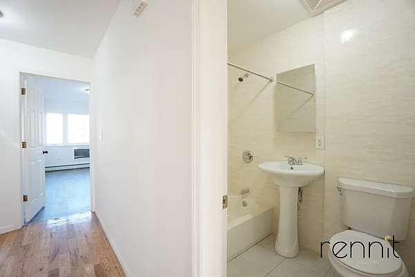 Rented by Rennit Inc. | media 23