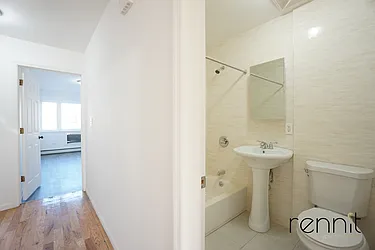 Rented by Rennit Inc.