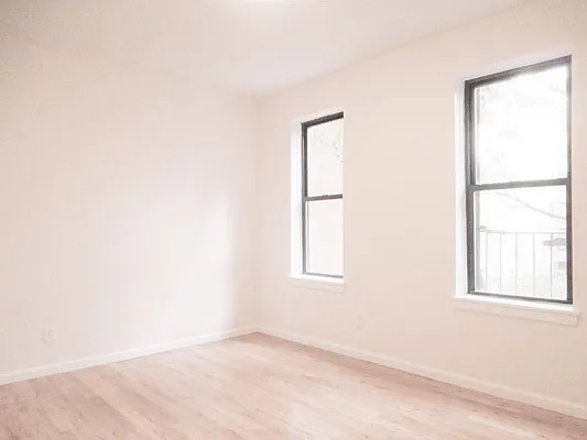 Rented by Bold New York | media 8