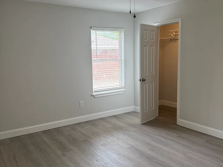 24849 Wolf Bay Ave — Photo 16