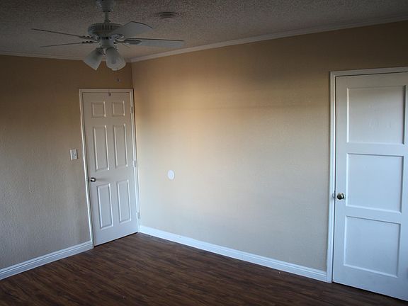 3rd image of 11702 S Central Ave