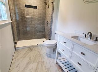 4300 Bedfordshire Dr, Gastonia, NC 28056