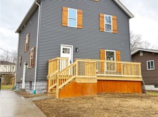 416 Bronson St, Medina, OH 44256