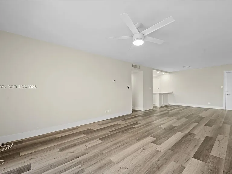 8107 SW 72nd Ave #410E — Photo 6
