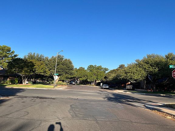 5th image of 3807 Northfield Dr