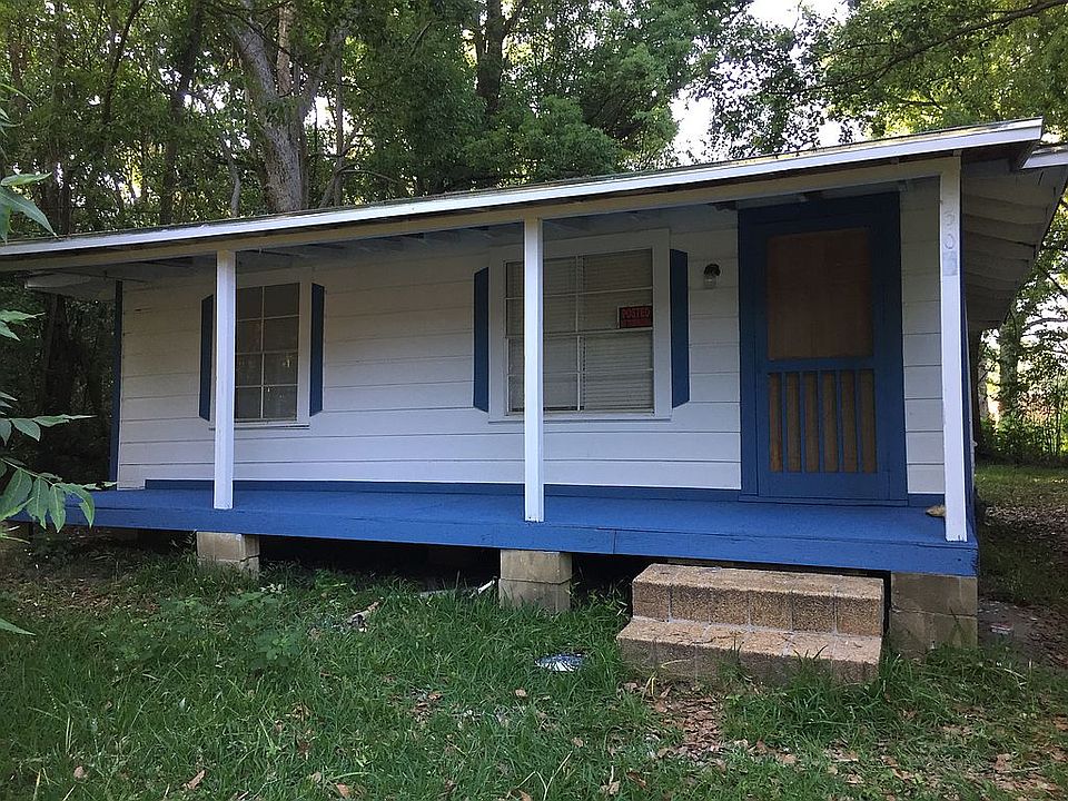 2nd image of 306 McKinley St