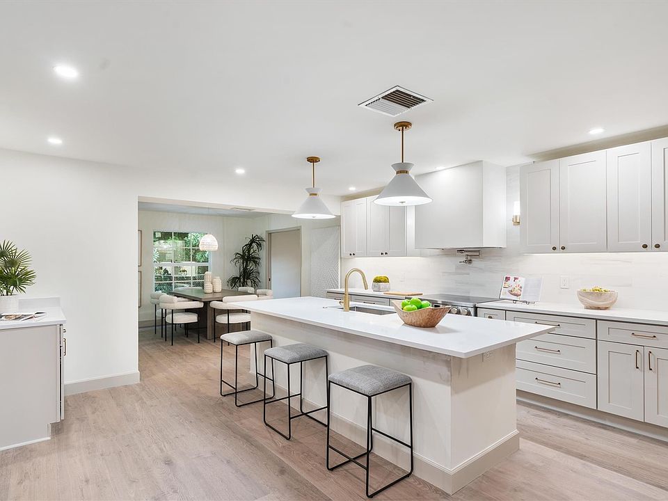 1st image of 3328 Pine Hill Trail