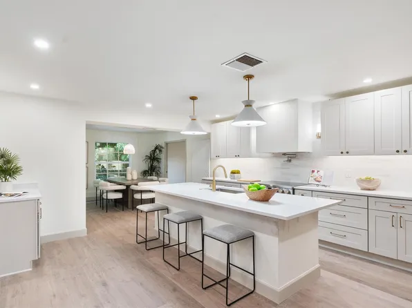 3328 Pine Hill Trail, Palm Beach Gardens, FL 33418