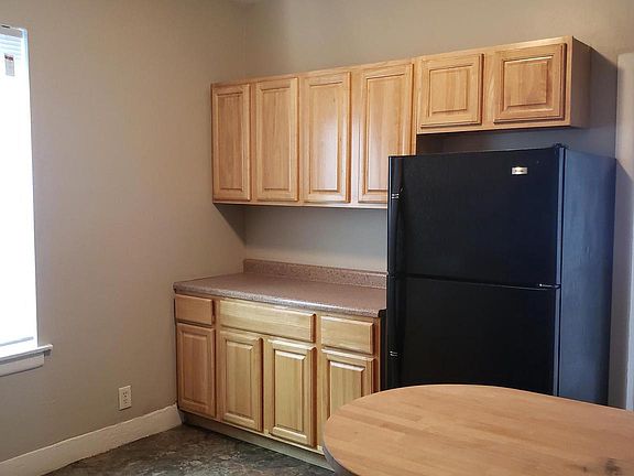 2nd image of 819 N 41st St #4