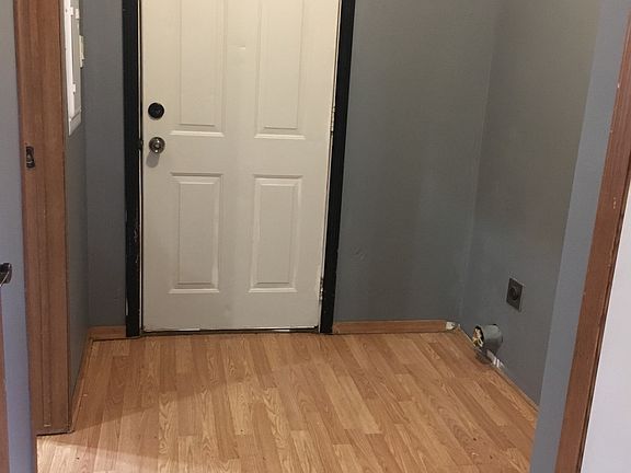 Back entrance/laundry room