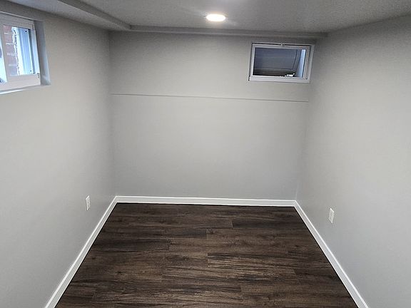3rd image of 482-484 Parker St #4