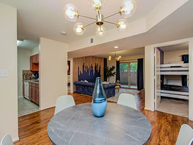 8415 Hearth Dr #25 — Photo 8