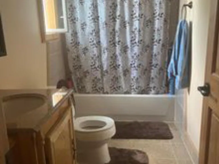 366 Park St #B — Photo 5