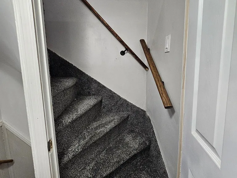 2702 Pratt St — Photo 18