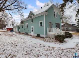 409 E 1st St, Colton, SD 57018