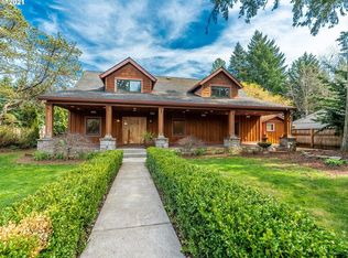 17850 Pilkington Rd, Lake Oswego, OR 97035
