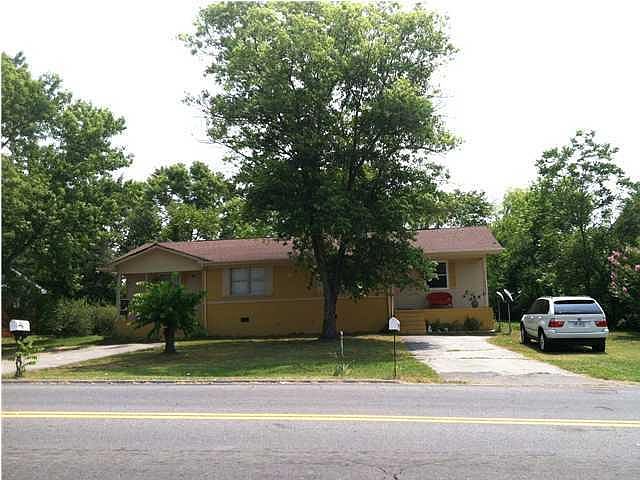 1st image of 967 Cross St #975