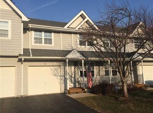 18 Clubhouse Cir, Central Islip, NY 11722