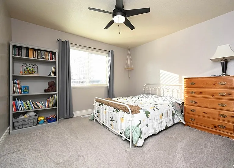 145 E 620 S — Photo 22