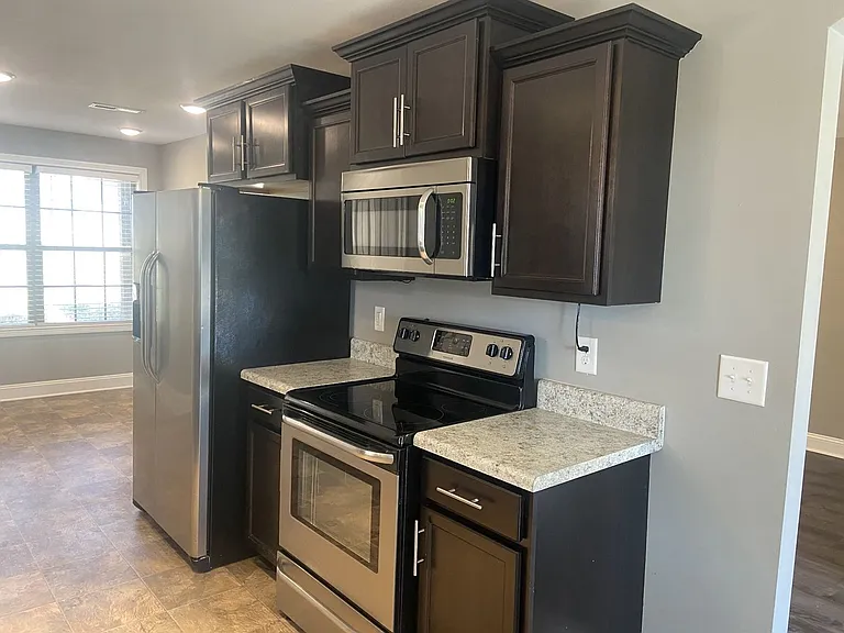 737 Inver Ln — Photo 31