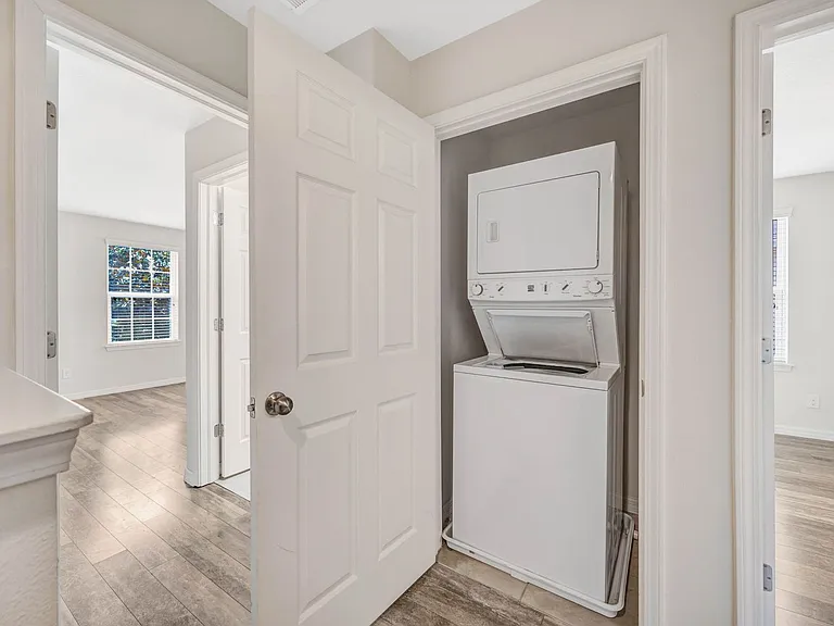 4836 Chatterton Way — Photo 9