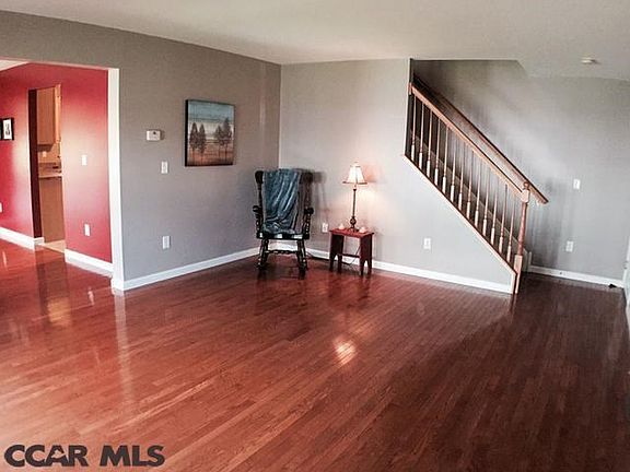 4th image of 642H Oakwood Ave