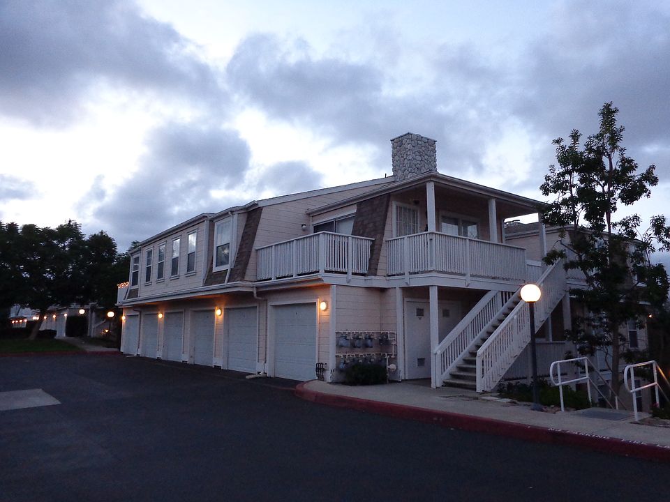 Exterior_11302014