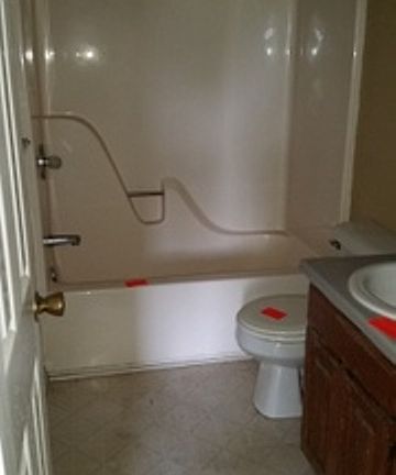 2nd image of 809/811 E Glendale Ln