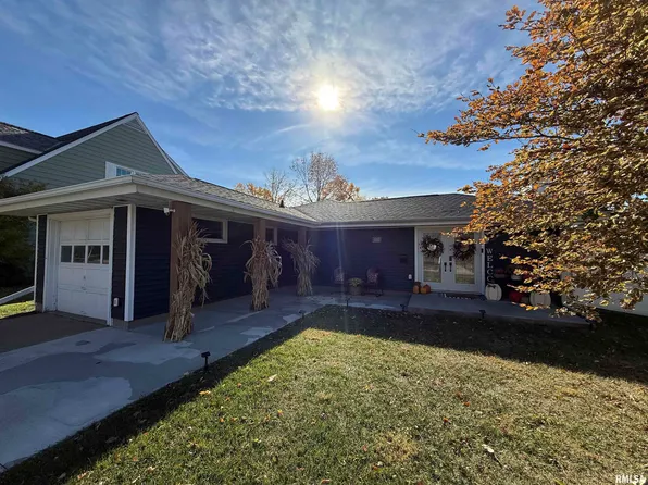 610 W Ridgemont Rd, Peoria, IL 61614