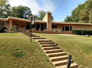 116 W Lake Dr, Salina, KS 67401