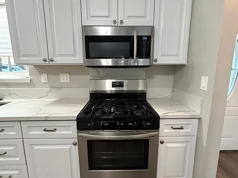 2225 Knight Ct — Photo 5