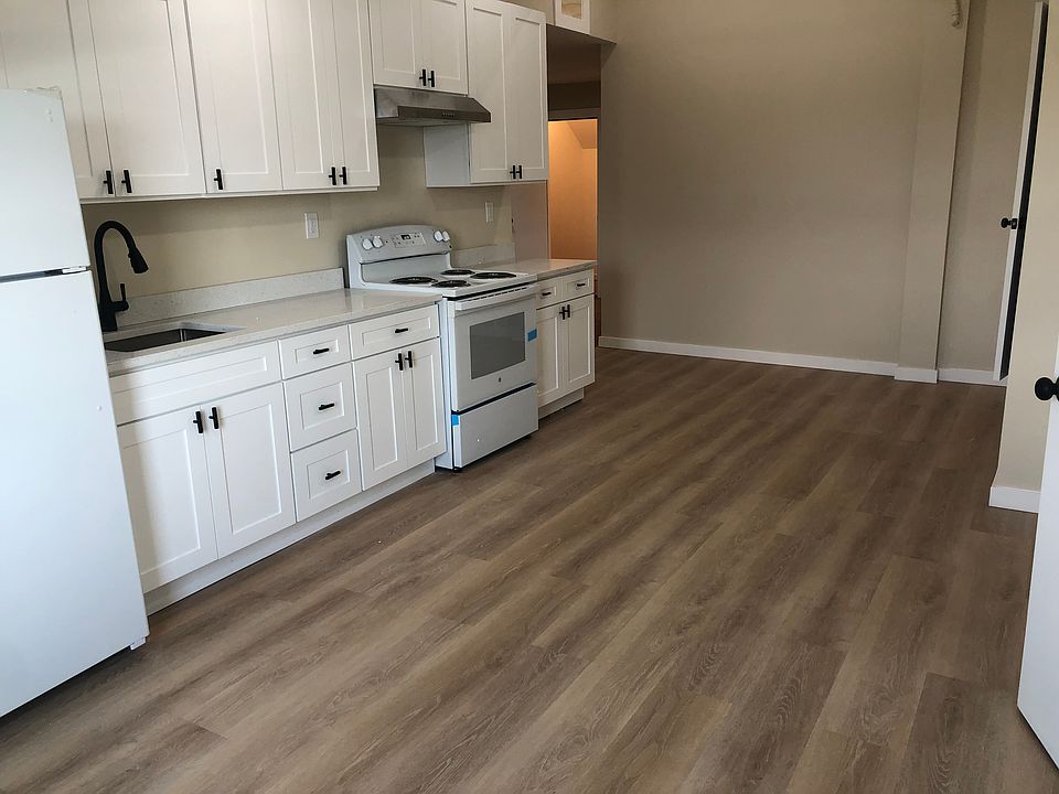1st image of 385 Palisade Ave #5