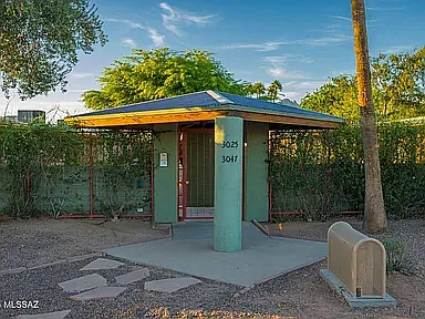 3025 E Blacklidge Dr — Photo 13