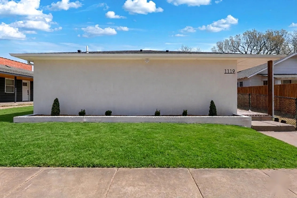 1119 South Rockford Avenue - 4 — Photo 1