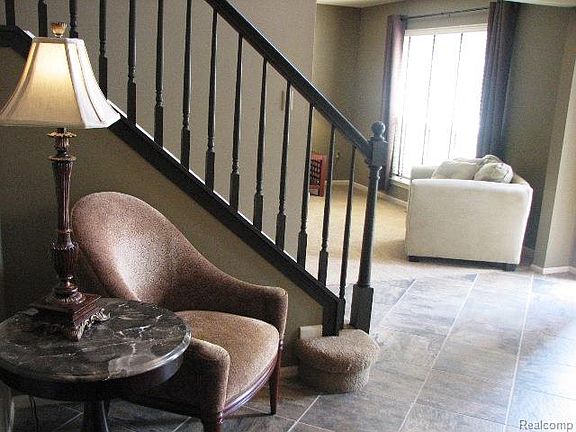 2nd image of 603 Kent Ln