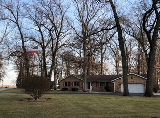 494 E Kelvyn Dr, Kouts, IN 46347