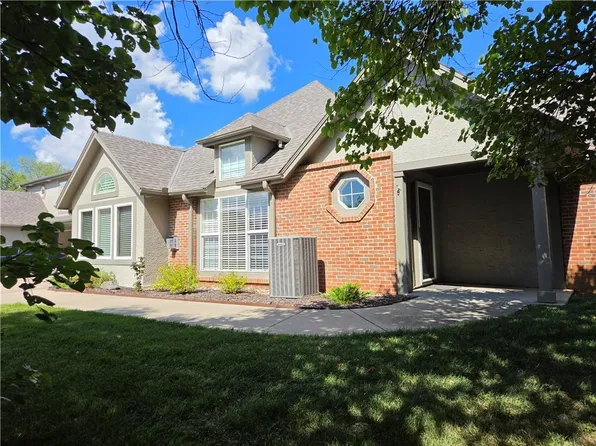 15282 S Greenwood St Suite 2503, Olathe, KS 66062