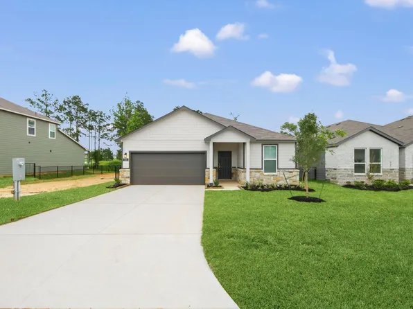 541 Shoreview Dr, Conroe, TX 77303