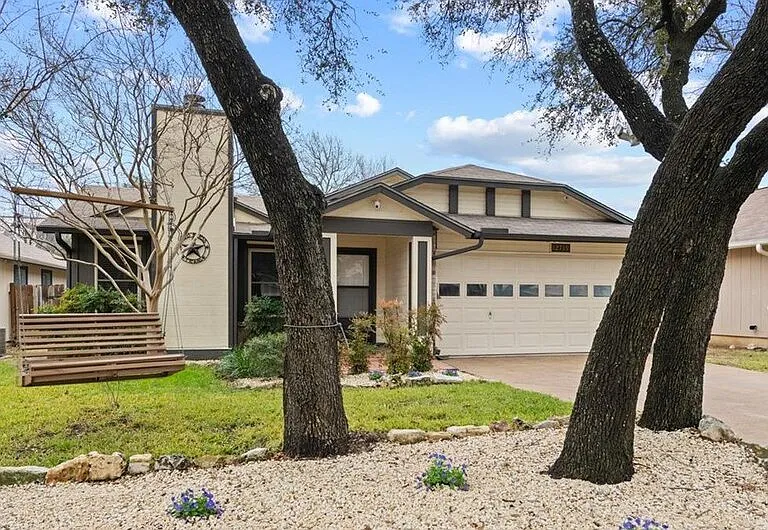 12719 Covington Trl — Photo 3