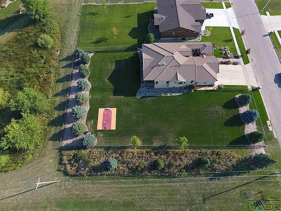 3rd image of 7704 S Tuscan Club Cir