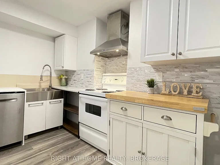 1163 Rosethorne Rd #LOWER — Photo 12